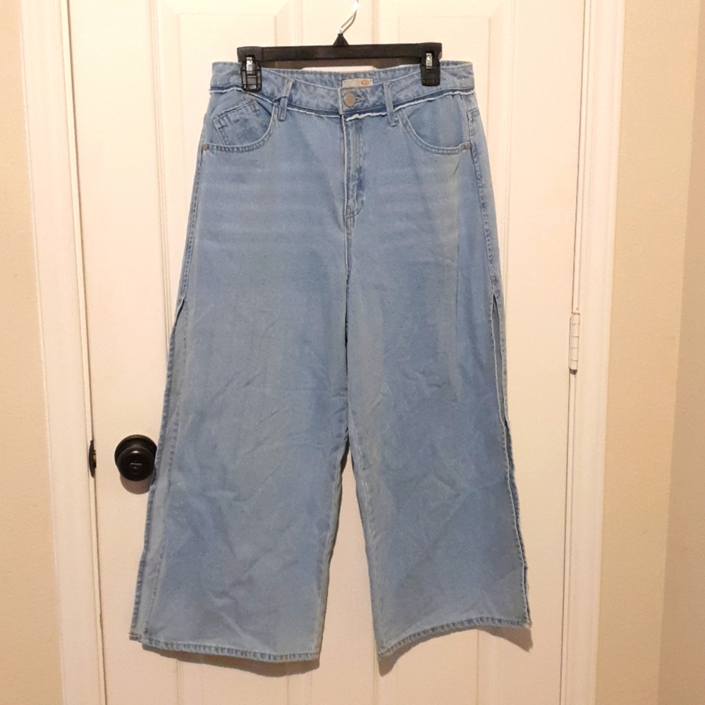 Wide leg slit jeans